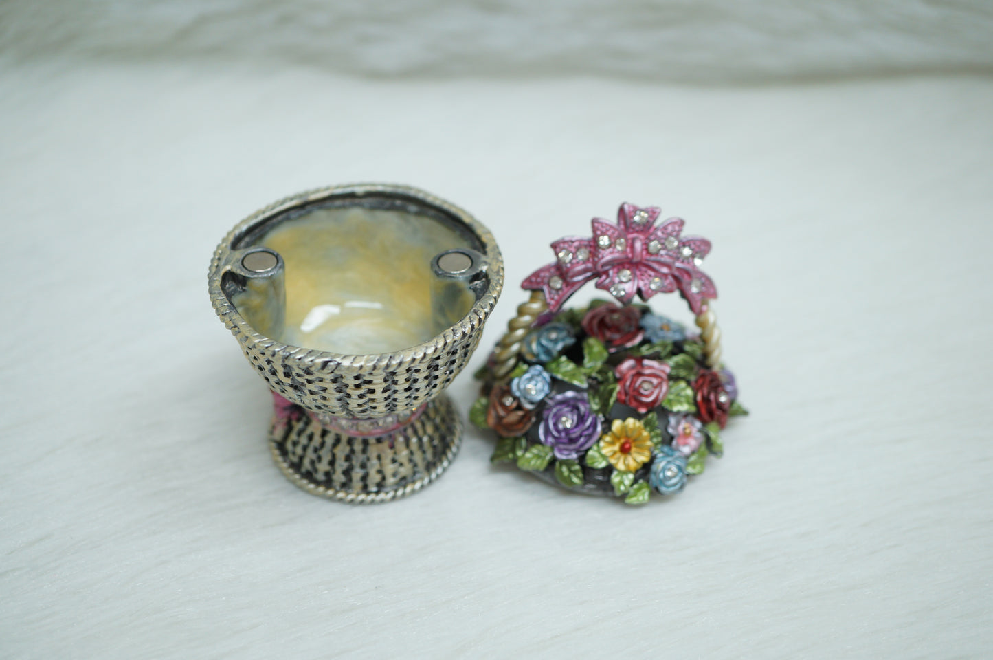 Cristiani Collezione Flower Basket Trinket Box.