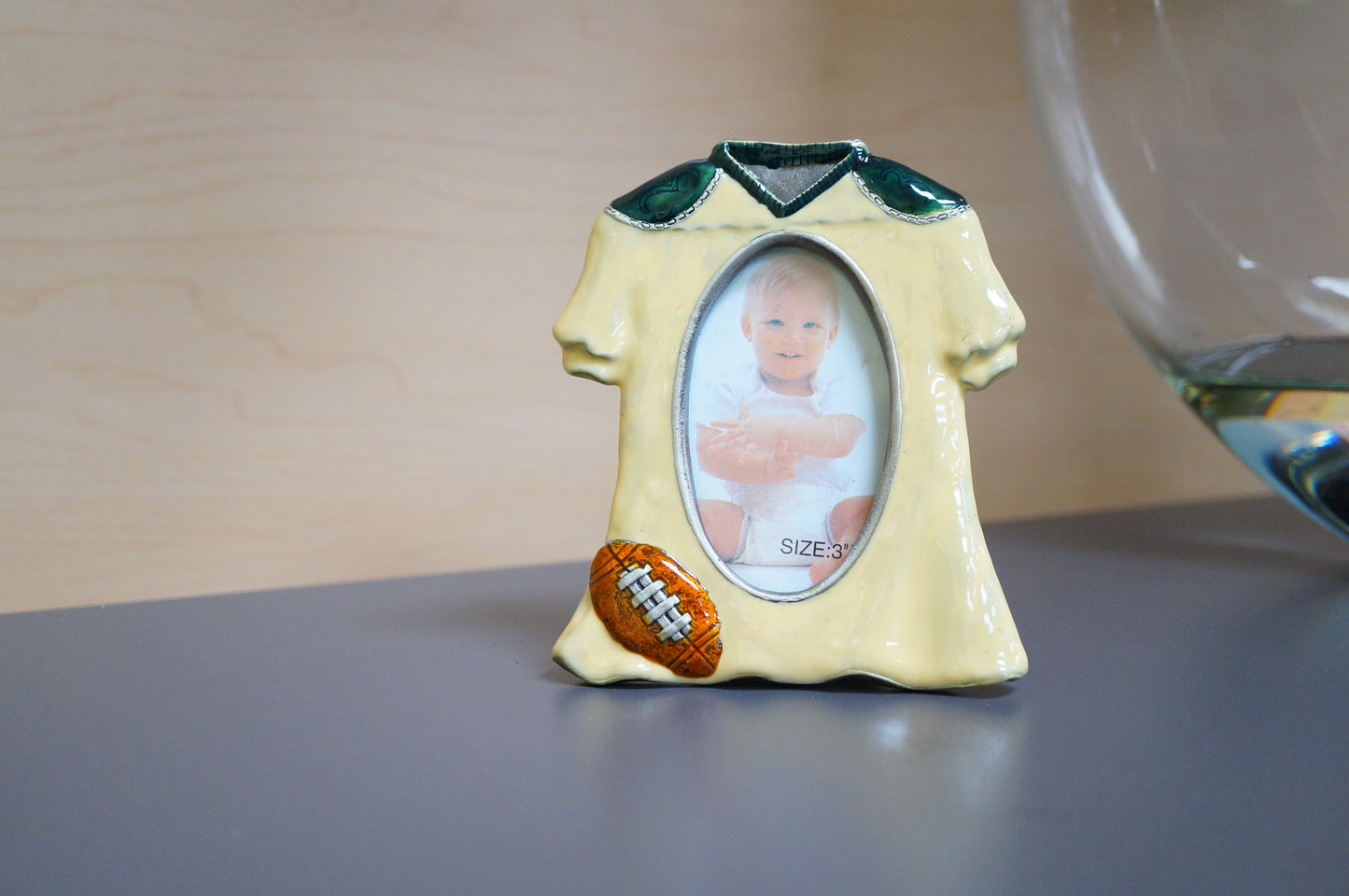 Vintage Football Shirt Shaped Free Standing Desk Photo Frame 3"x3"