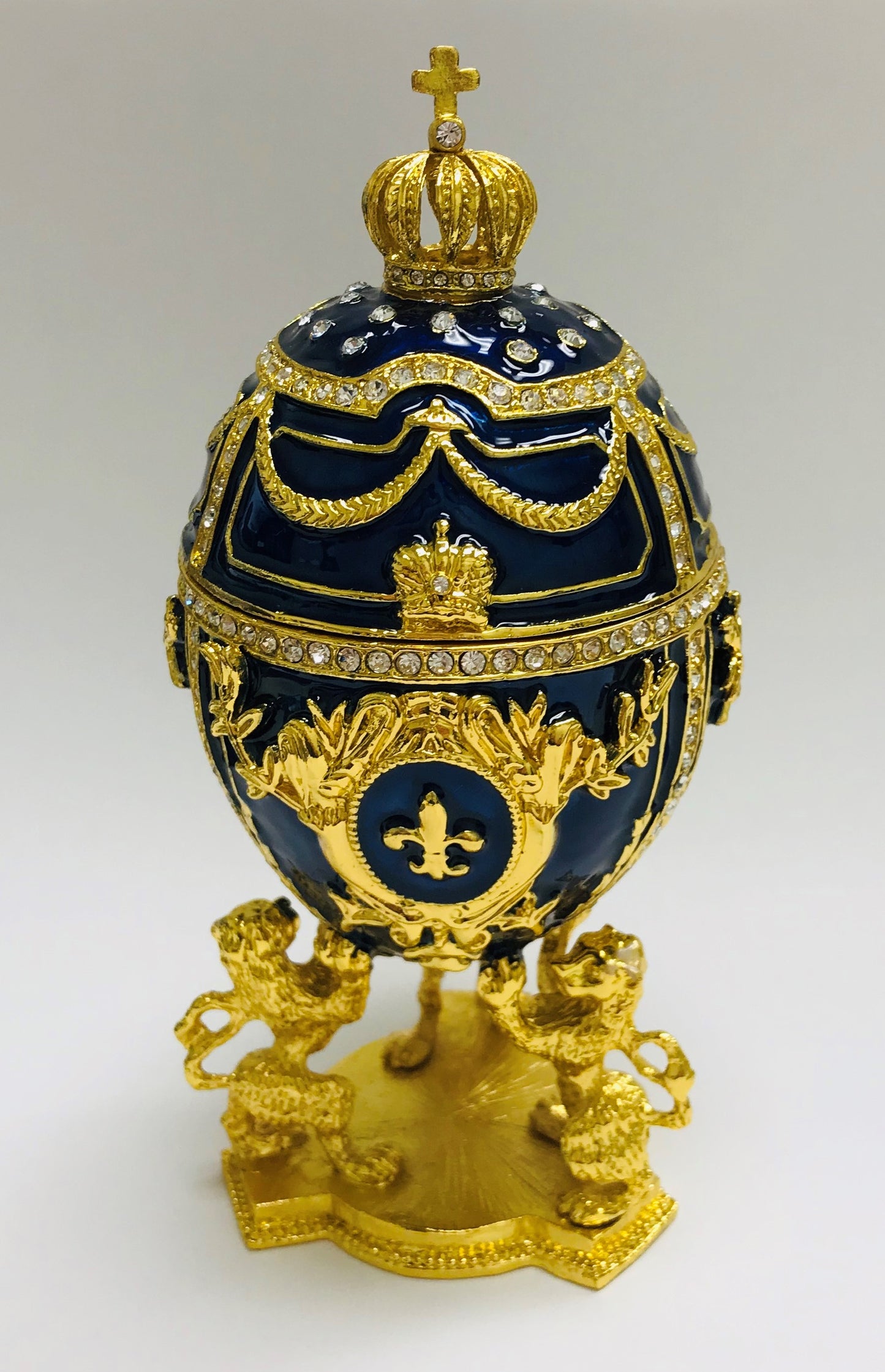 Cristiani Collezione Large Blue Gold Lion Musical Egg Trinket Box.