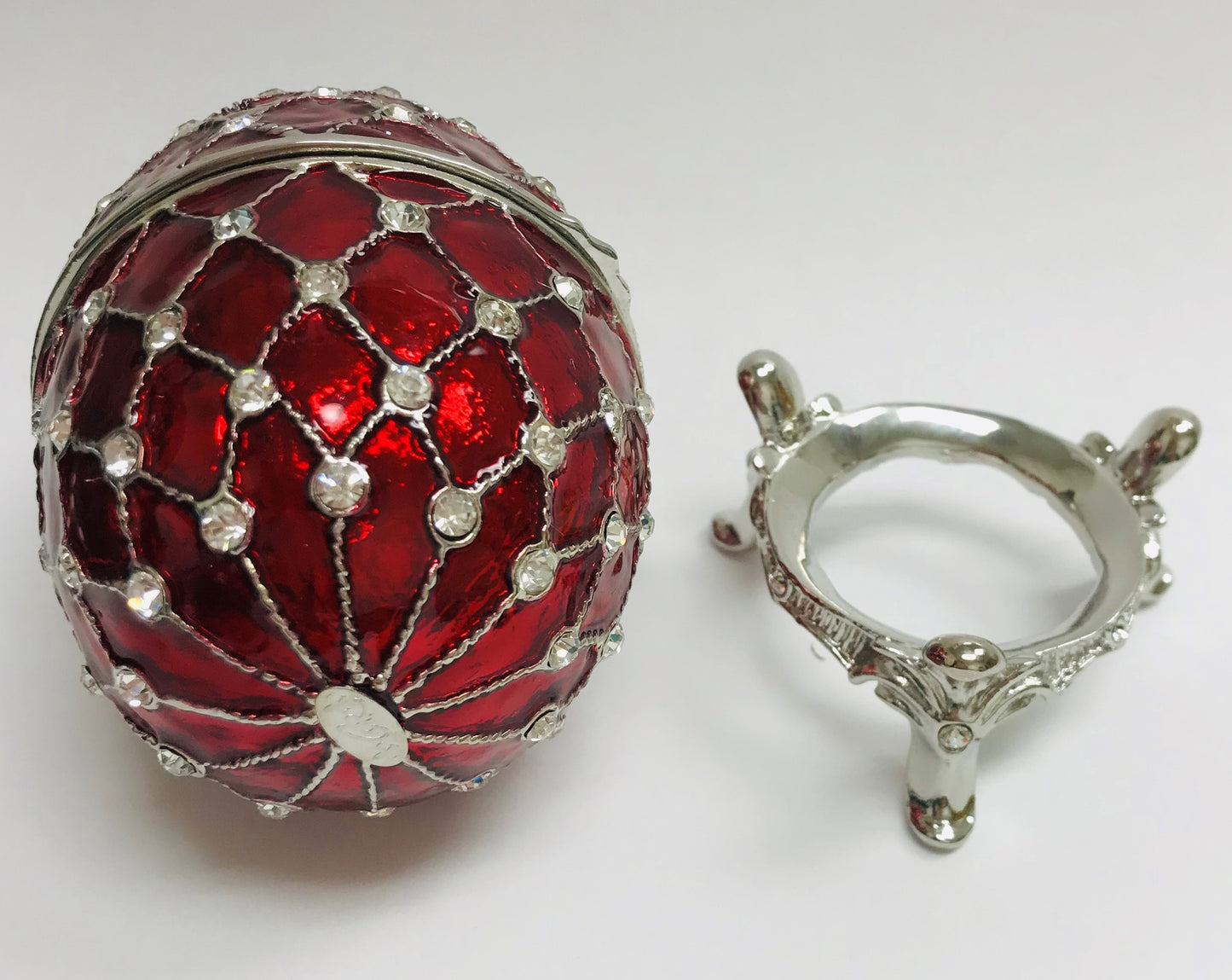 Cristiani Collezione Red Musical Egg Trinket Box.