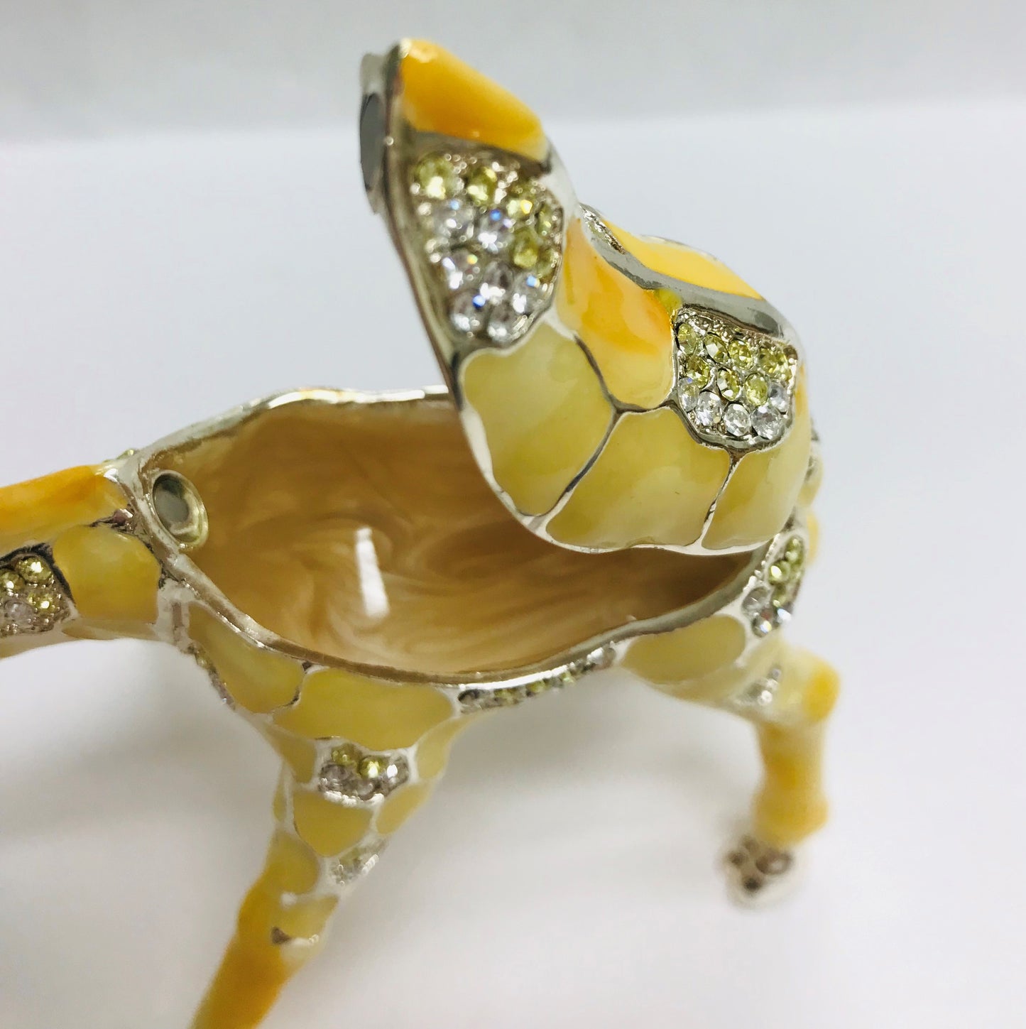 Cristiani Collezione Giraffe Trinket Box.