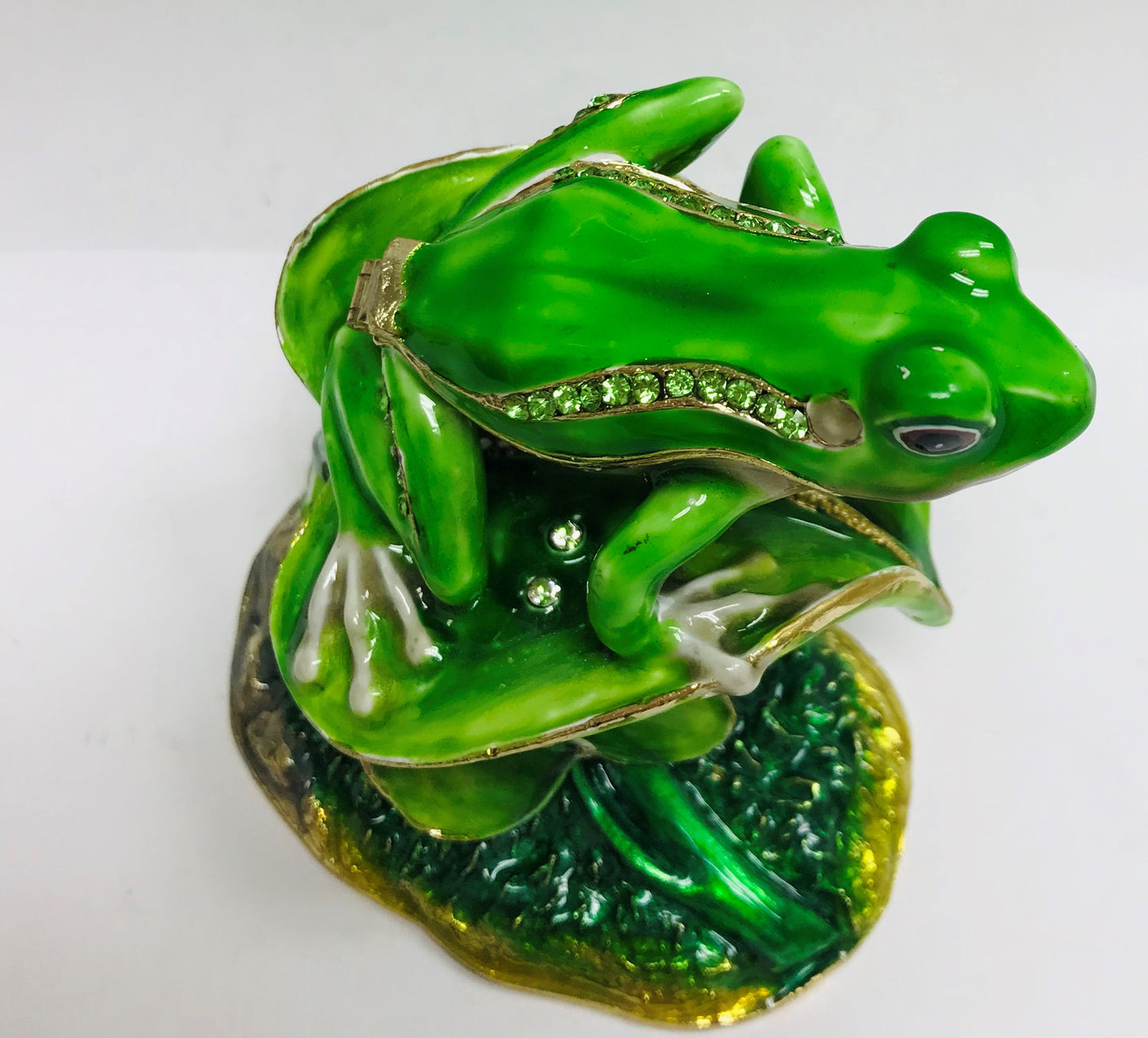 Cristiani Collezione Frog on leave Trinket Box.