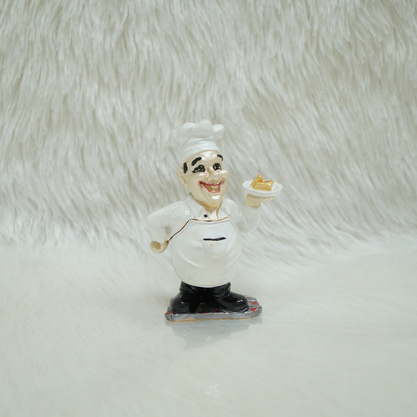 Cristiani Collezione Chef holding Plate Trinket Box.