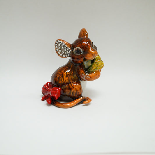 Cristiani Collezione Rat holding Corn Trinket Box.